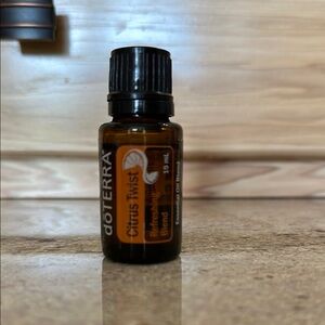 doTERRA Citrus Twist Aromatic Blend - Make Offer